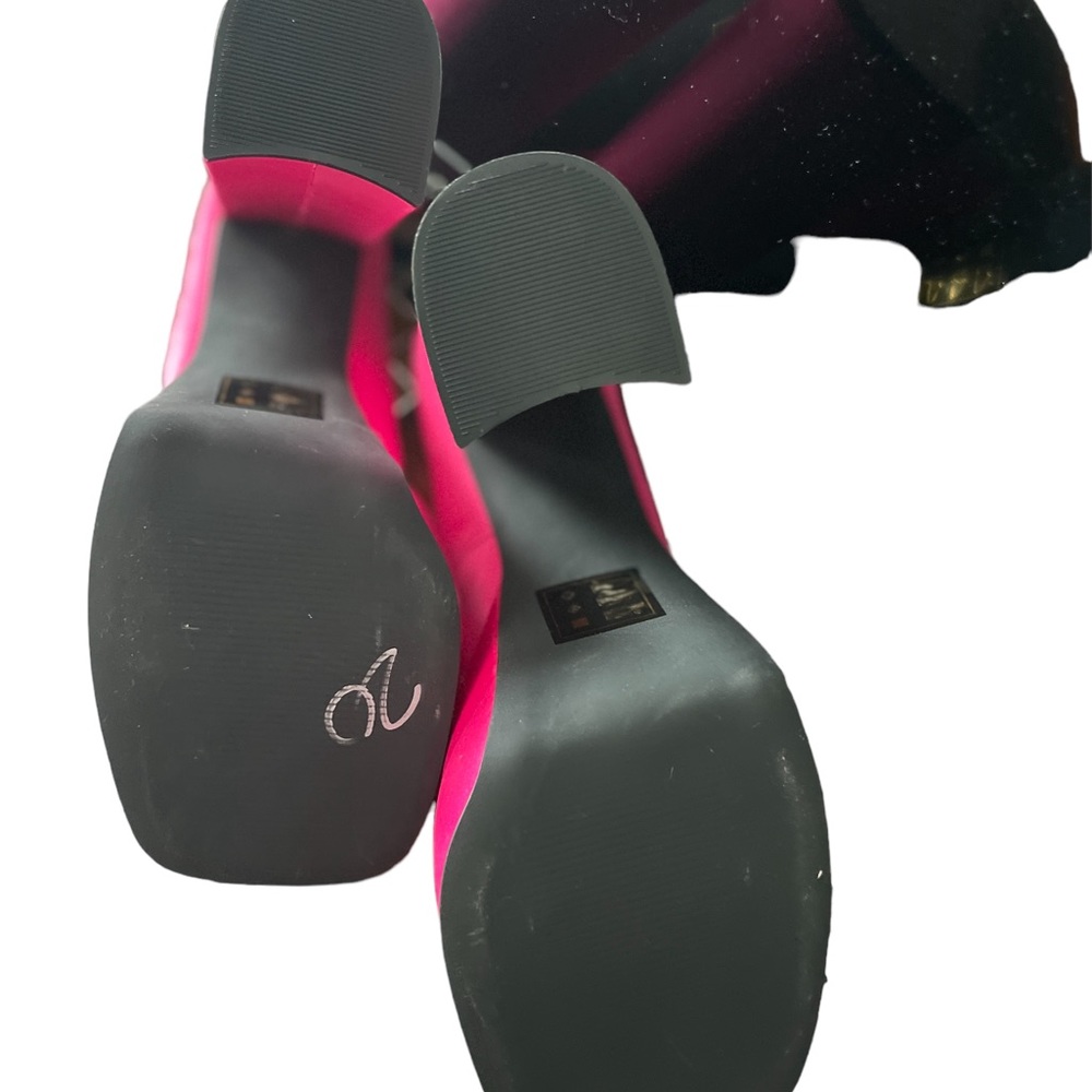🦩 Satin Platform Pump - Size 9 - Picture 4 of 5